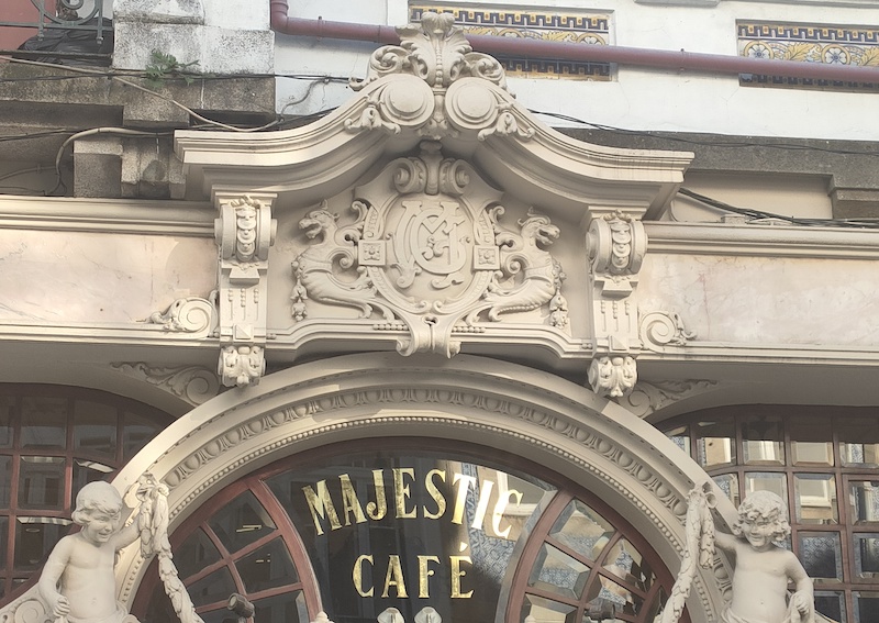 Cafe Majestic dragons