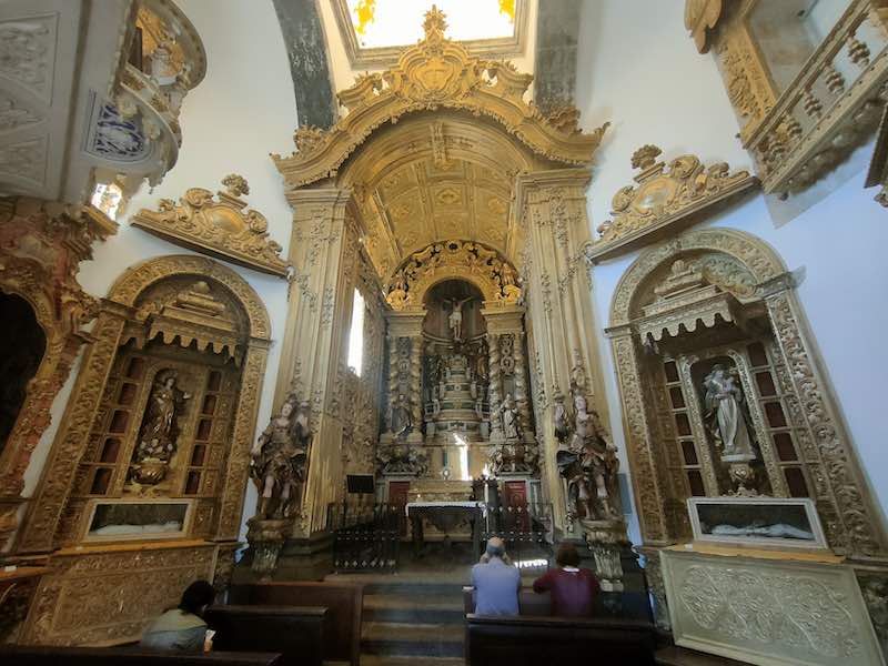 Inside Igreja de Sao Domingo